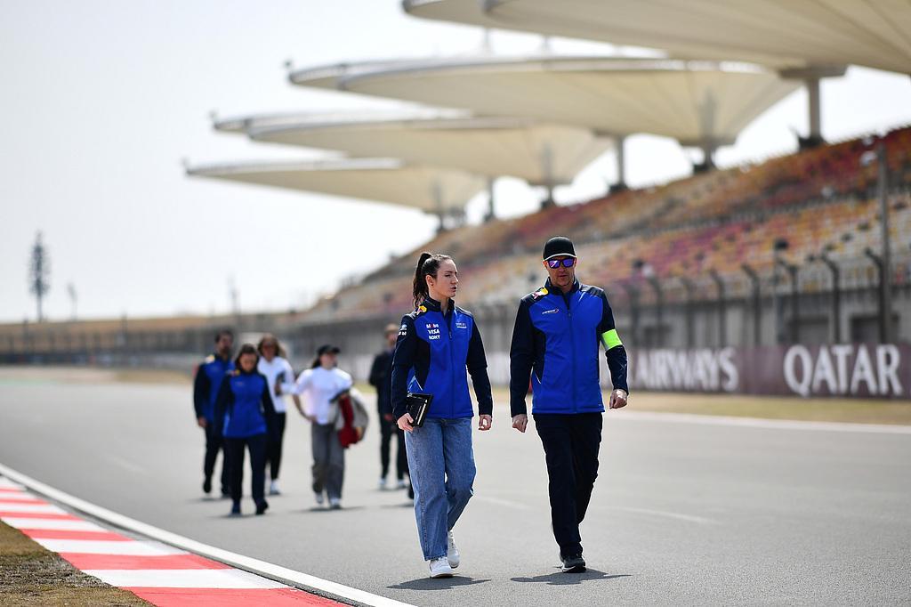 开云-上海进入F1时间，风驰电掣F1中国周推向最高潮